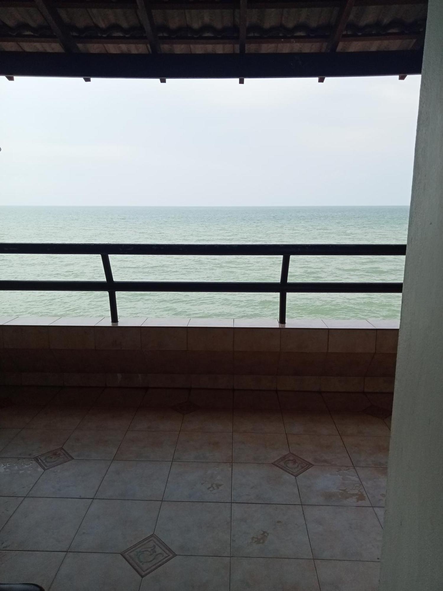 Lestari Seaview Homestay Port Dickson Pokój zdjęcie